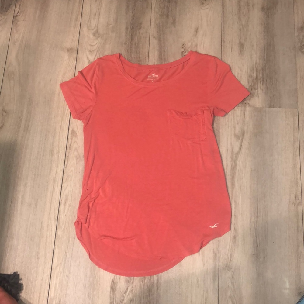 Hollister Peach T-shirt